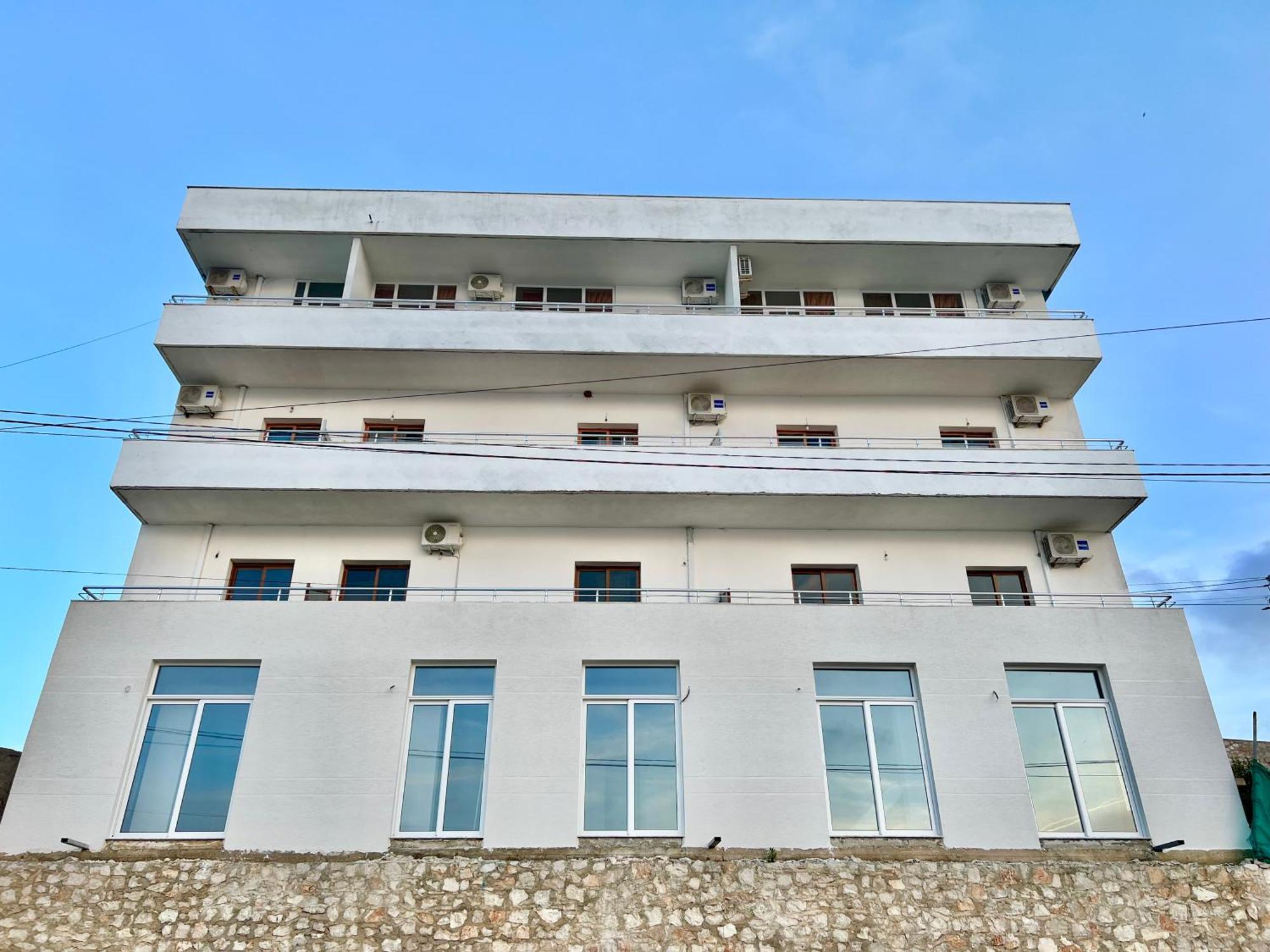 Redi'S Seaview Apartments Σαράντα Εξωτερικό φωτογραφία