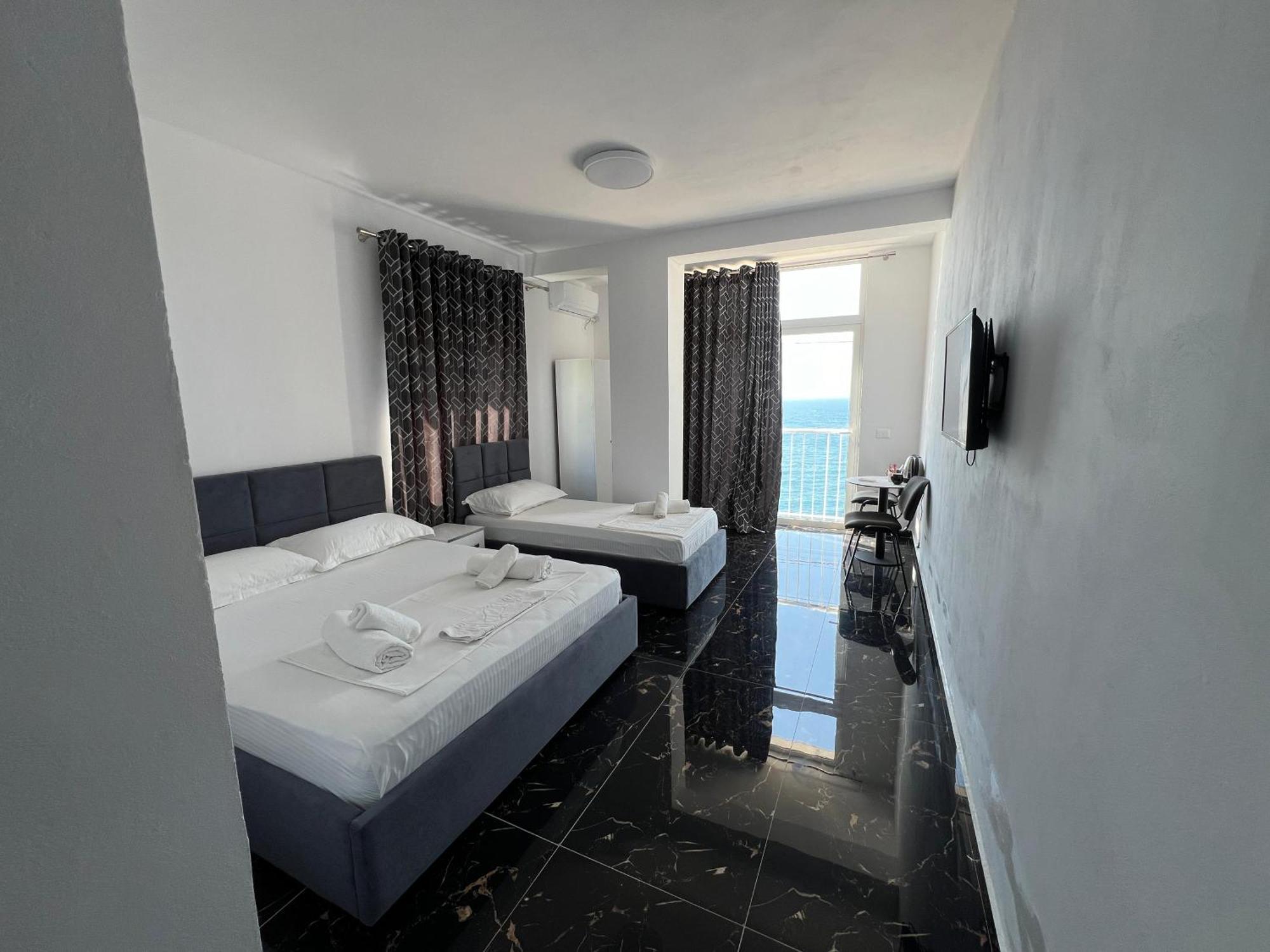 Redi'S Seaview Apartments Σαράντα Εξωτερικό φωτογραφία