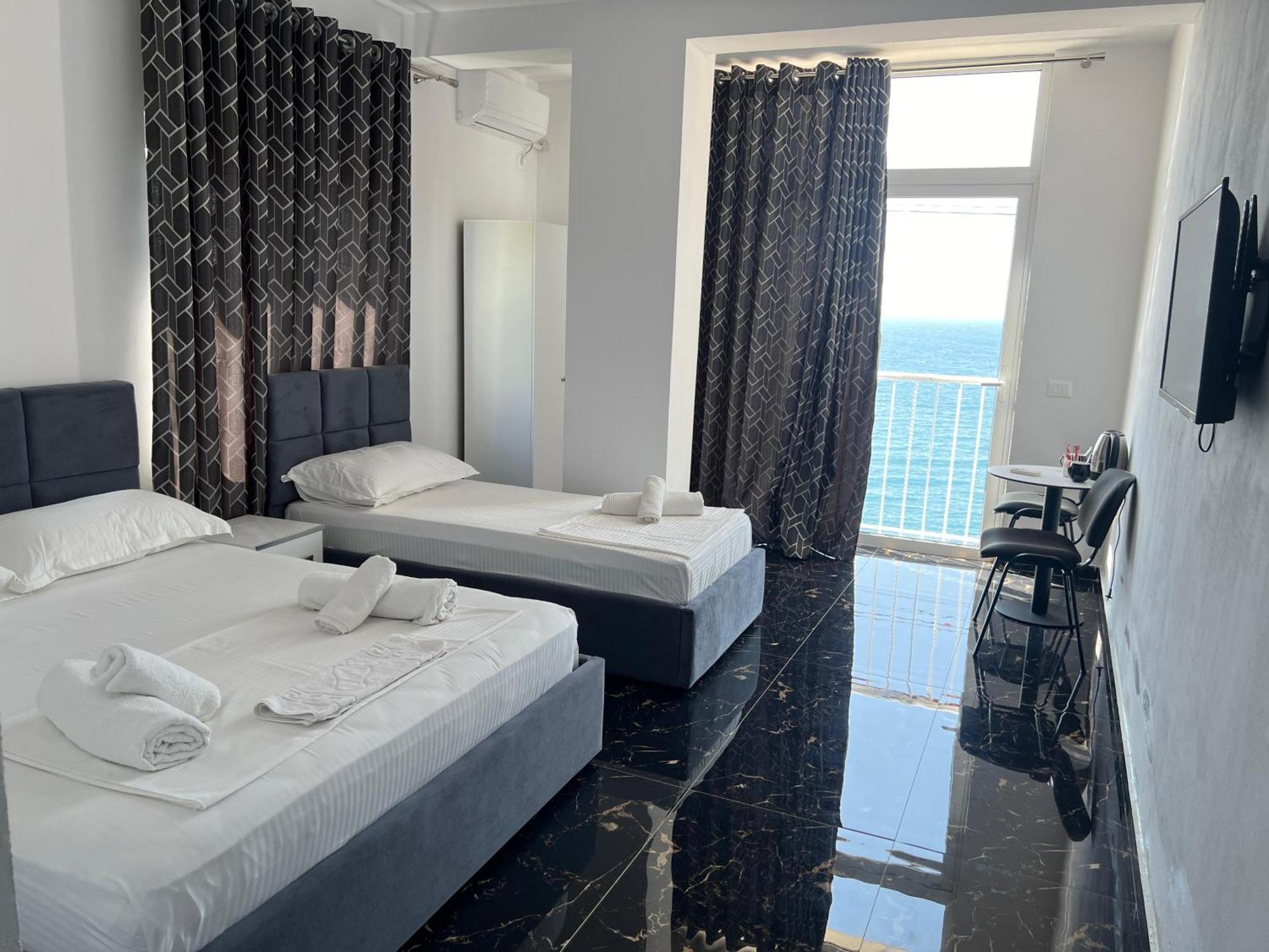 Redi'S Seaview Apartments Σαράντα Εξωτερικό φωτογραφία